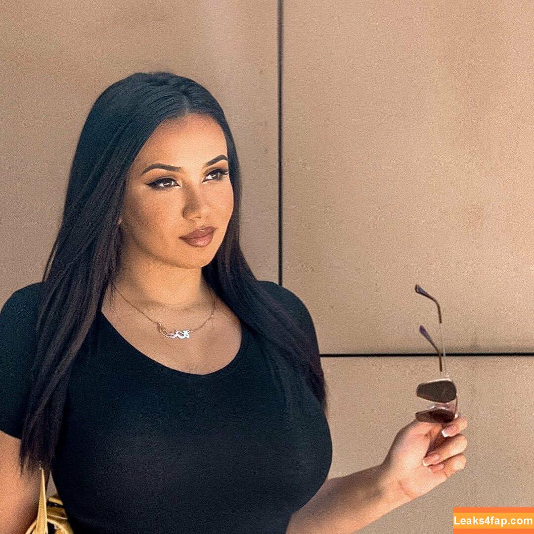 Emina Jahi / emiinajahic leaked photo photo #0160