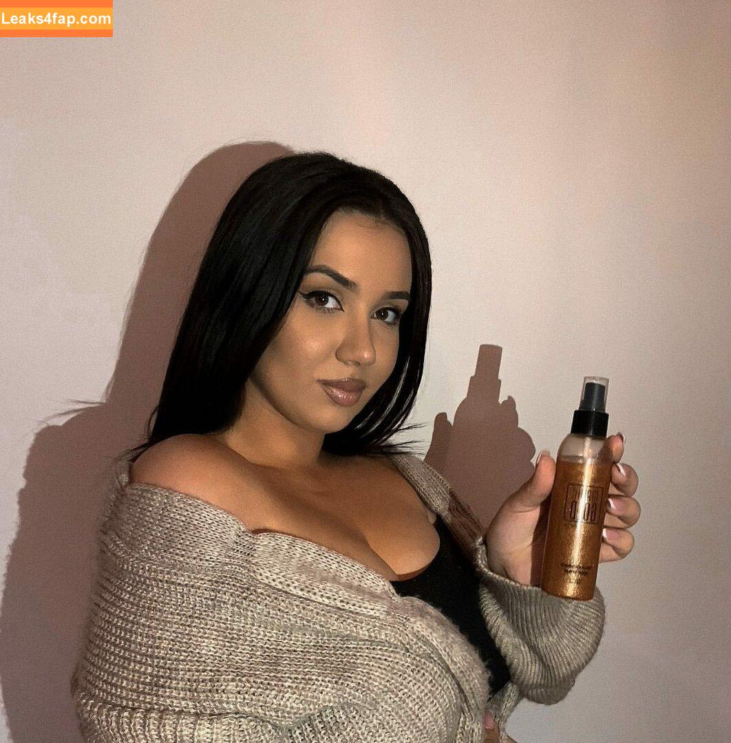 Emina Jahi / emiinajahic leaked photo photo #0177