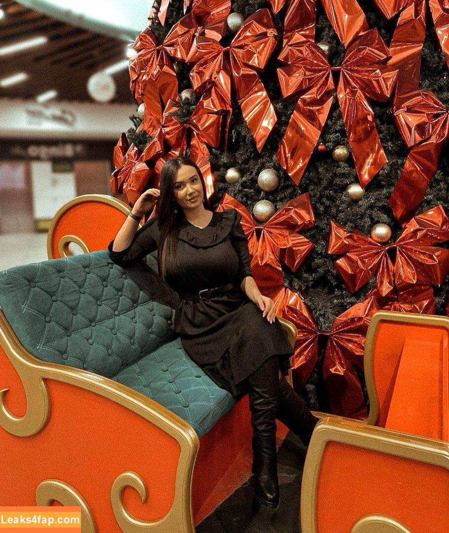 Emina Jahi / emiinajahic leaked photo photo #0188