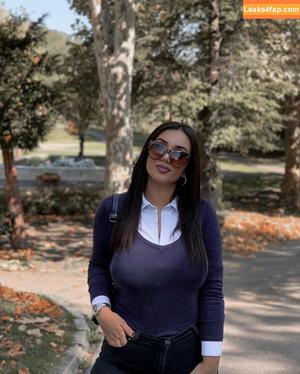 Emina Jahi photo #0002