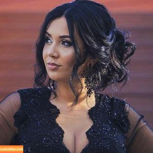 Emina Jahi photo #0022