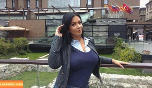 Emina Jahi photo #0023