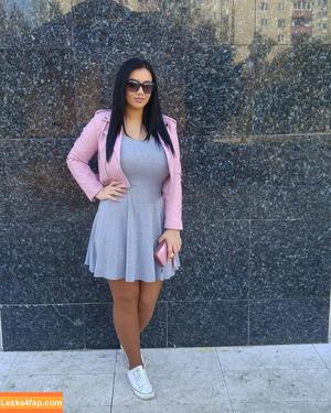 Emina Jahi photo #0041