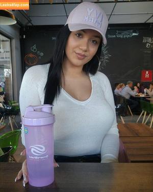 Emina Jahi photo #0044