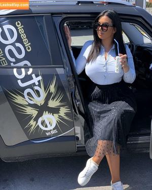 Emina Jahi photo #0116