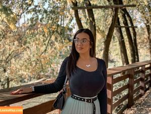 Emina Jahi photo #0150