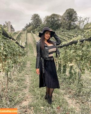 Emina Jahi photo #0158