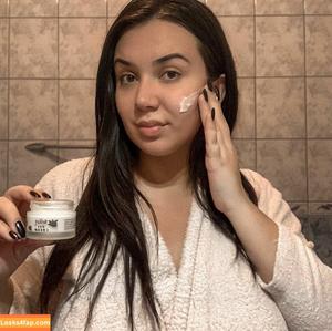 Emina Jahi photo #0170