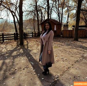 Emina Jahi photo #0173