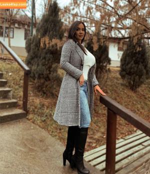 Emina Jahi photo #0185