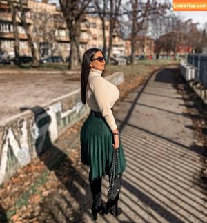 Emina Jahi photo #0196