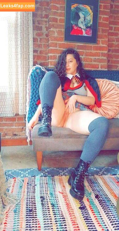 Emma Banks / EmmaBanks808 / https: / realemmabanks leaked photo photo #0184