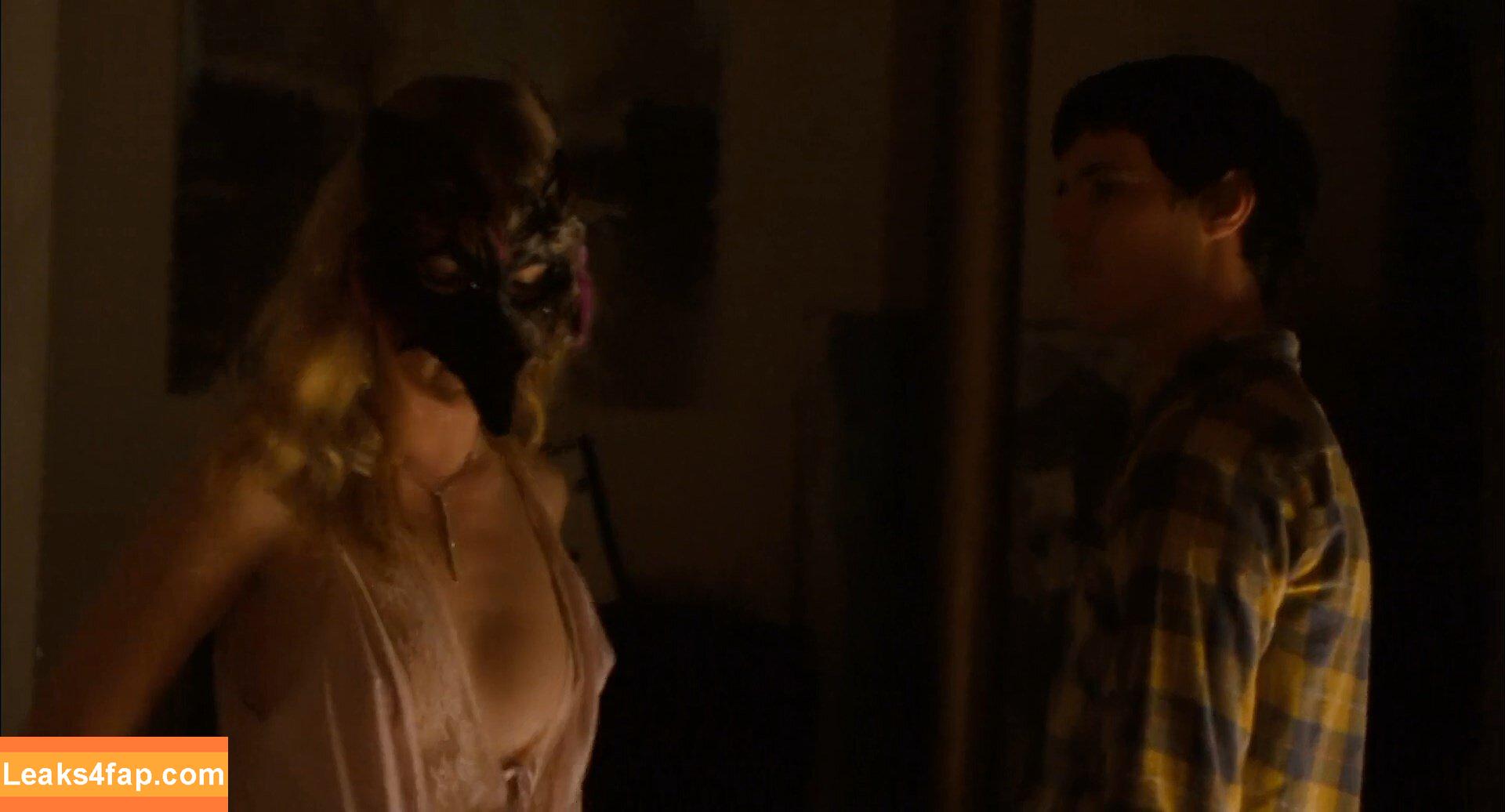 Emma Booth /  leaked photo photo #0020