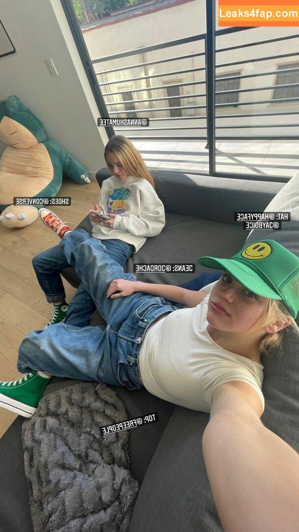 Emma Brooks / emma_brooks / emmabrooks / emmabrooksmcallister leaked photo photo #0049