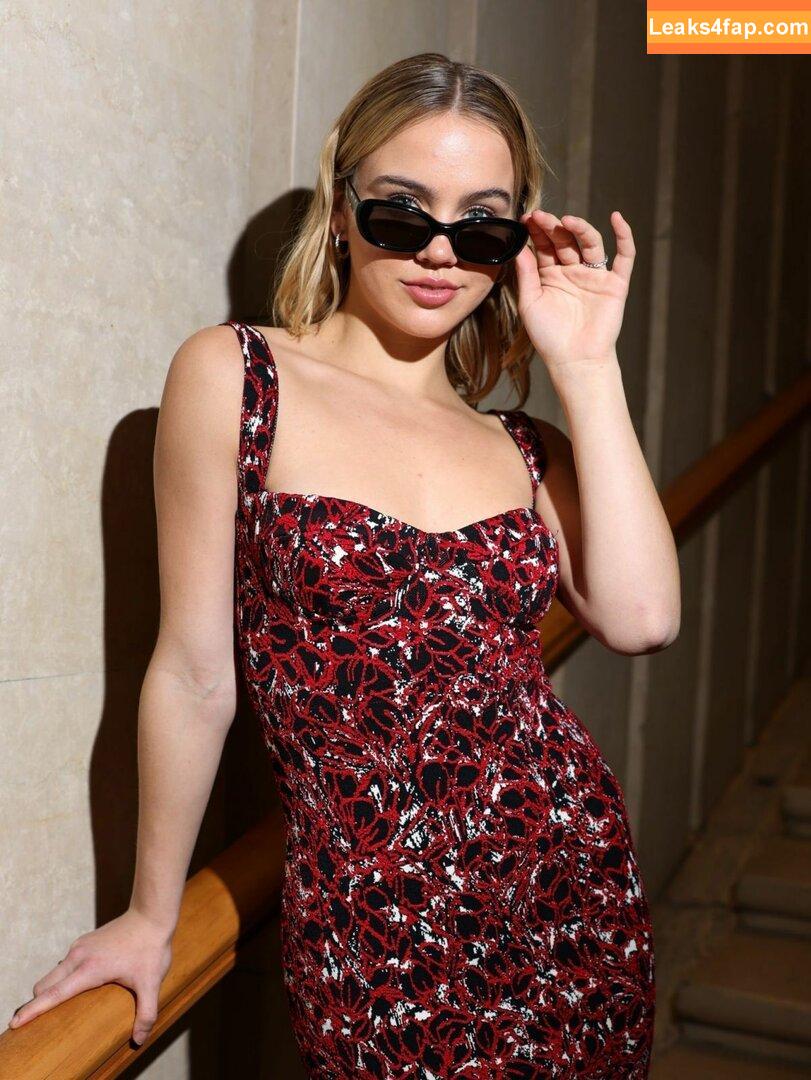 Emma Brooks / emma_brooks / emmabrooks / emmabrooksmcallister leaked photo photo #0076