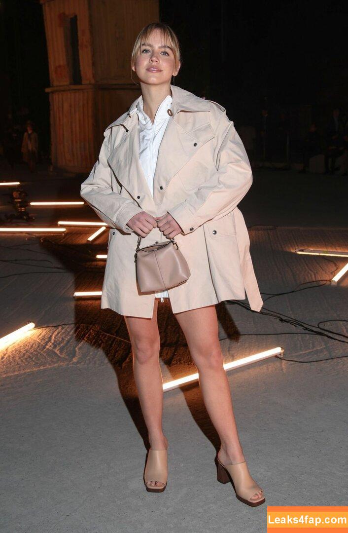 Emma Brooks / emma_brooks / emmabrooks / emmabrooksmcallister leaked photo photo #0089