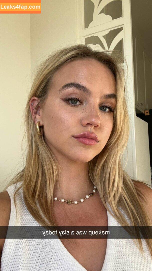 Emma Brooks / emma_brooks / emmabrooks leaked photo photo #0204