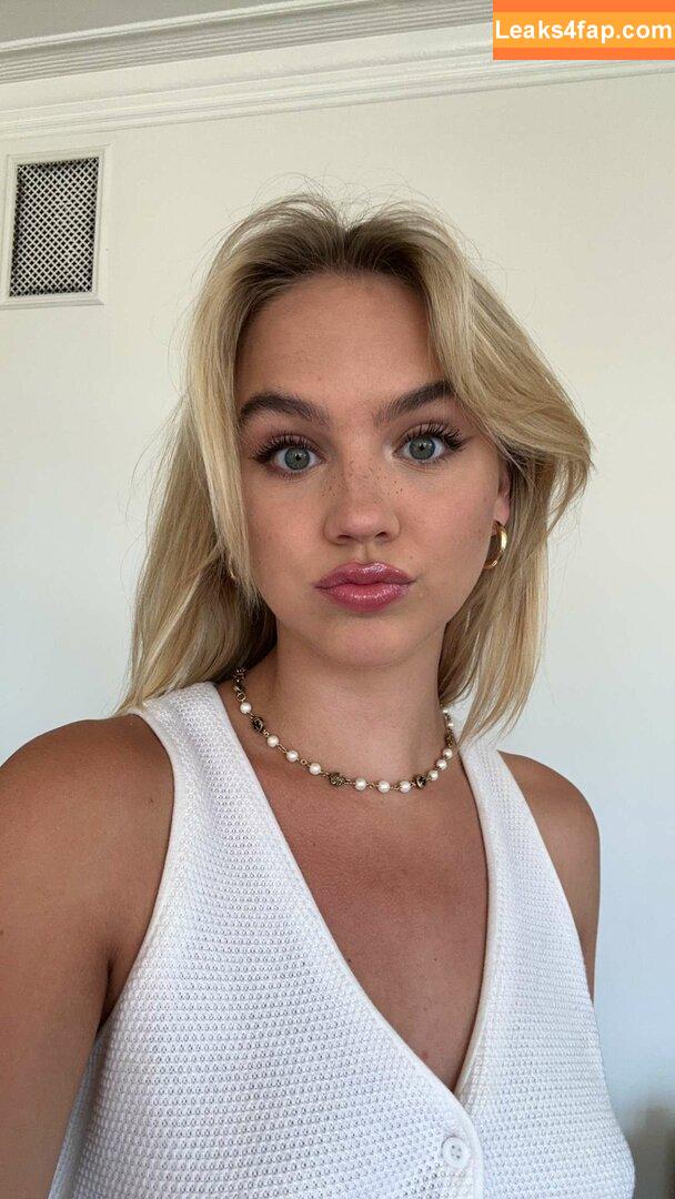 Emma Brooks / emma_brooks / emmabrooks leaked photo photo #0209