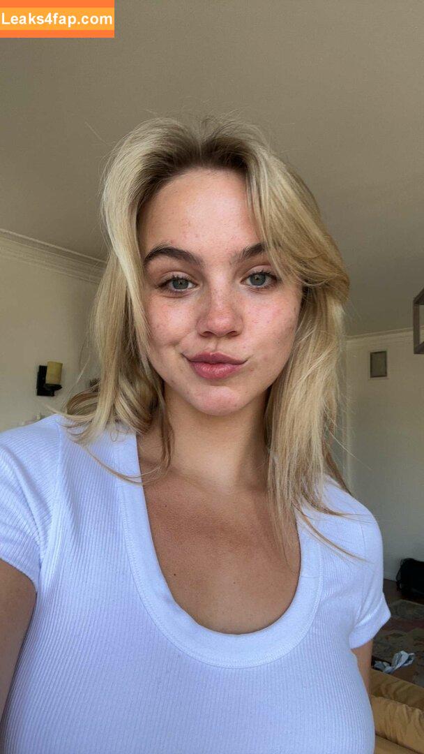 Emma Brooks / emma_brooks / emmabrooks leaked photo photo #0210