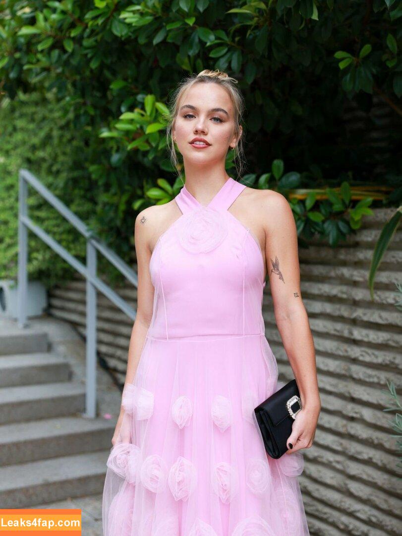 Emma Brooks / emma_brooks / emmabrooks leaked photo photo #0244