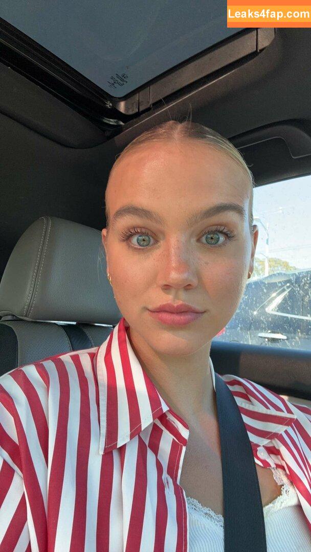 Emma Brooks / emma_brooks / emmabrooks leaked photo photo #0258