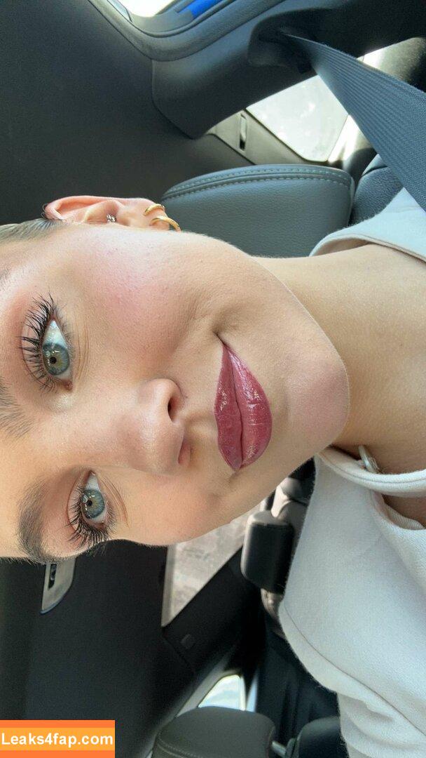 Emma Brooks / emma_brooks / emmabrooks leaked photo photo #0264