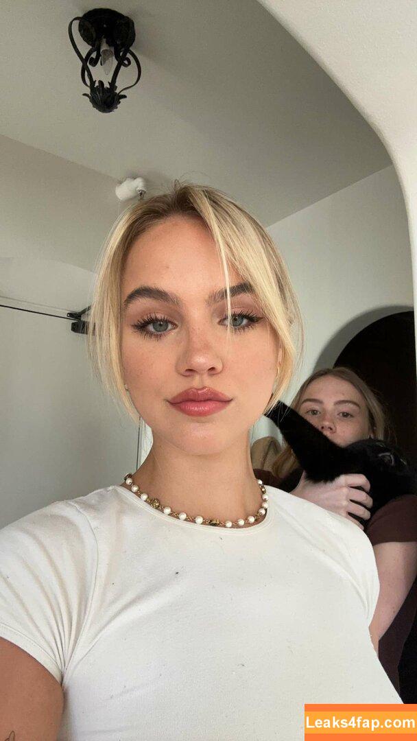 Emma Brooks / emma_brooks / emmabrooks leaked photo photo #0273