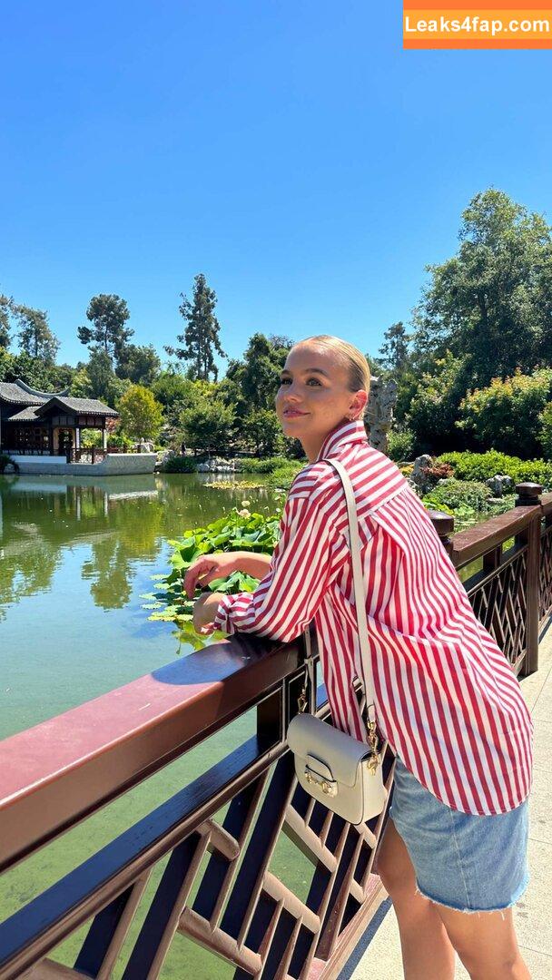 Emma Brooks / emma_brooks / emmabrooks leaked photo photo #0274