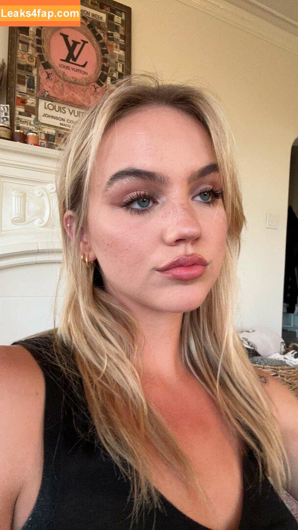 Emma Brooks / emma_brooks / emmabrooks leaked photo photo #0282