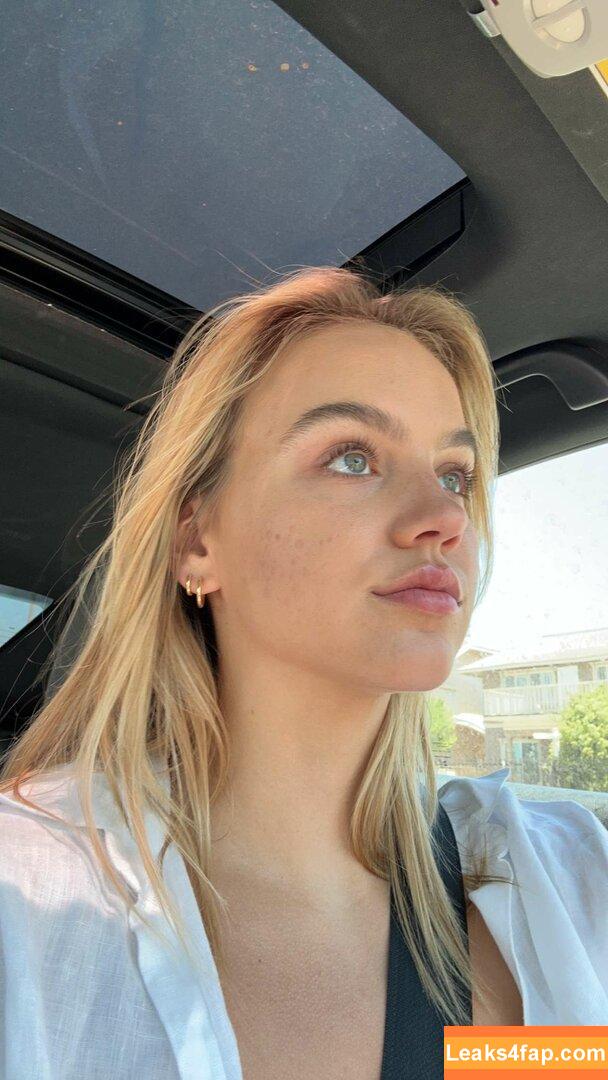 Emma Brooks / emma_brooks / emmabrooks leaked photo photo #0286