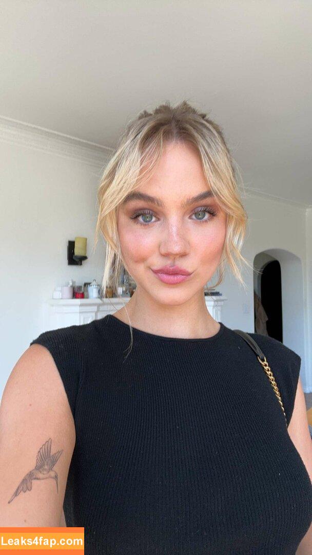 Emma Brooks / emma_brooks / emmabrooks leaked photo photo #0328