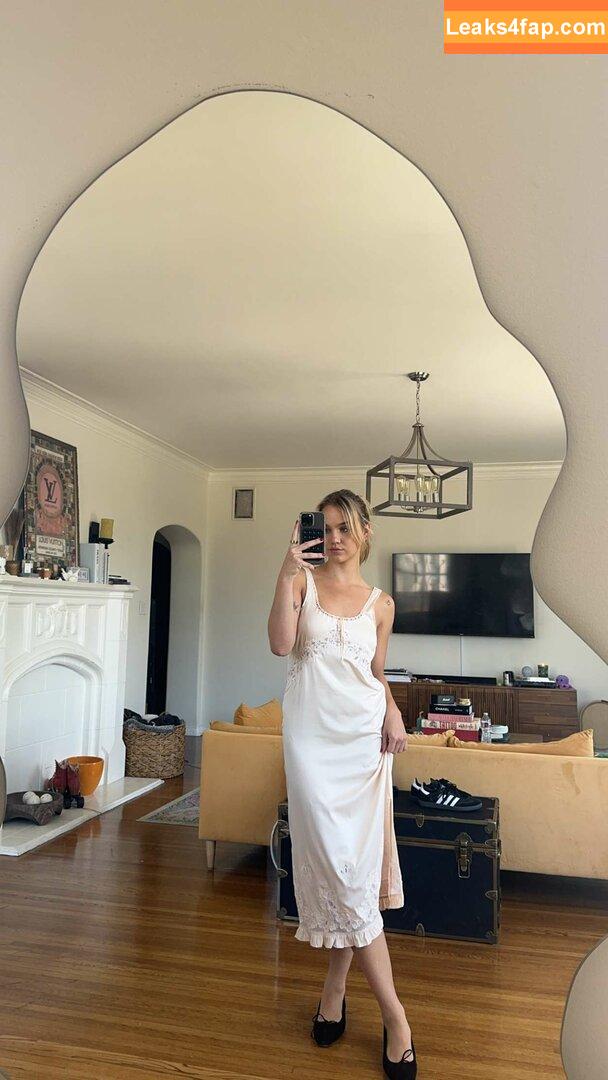 Emma Brooks / emma_brooks / emmabrooks leaked photo photo #0343