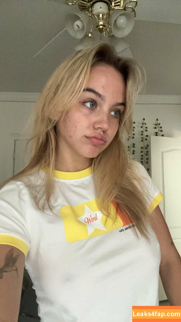 Emma Brooks / emma_brooks / emmabrooks leaked photo photo #0390