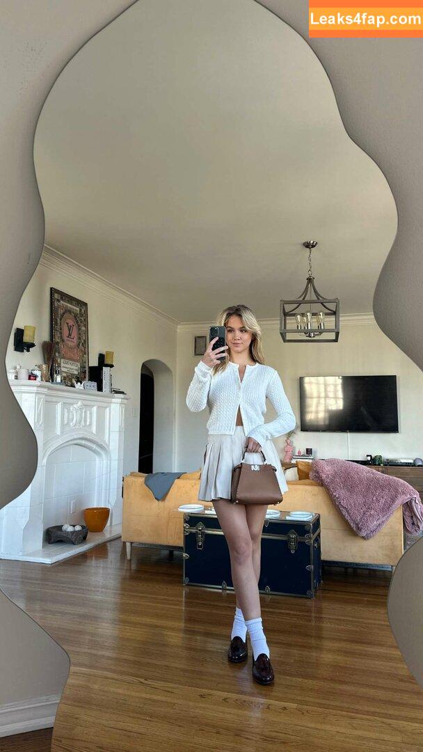 Emma Brooks / emma_brooks / emmabrooks leaked photo photo #0397