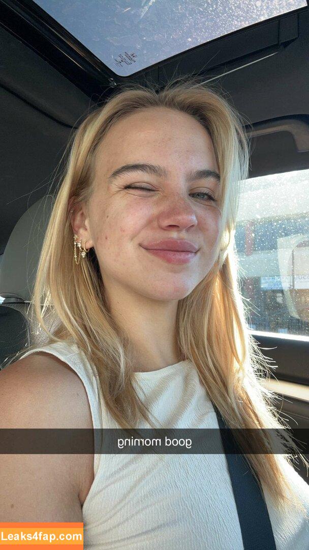 Emma Brooks / emma_brooks / emmabrooks leaked photo photo #0422