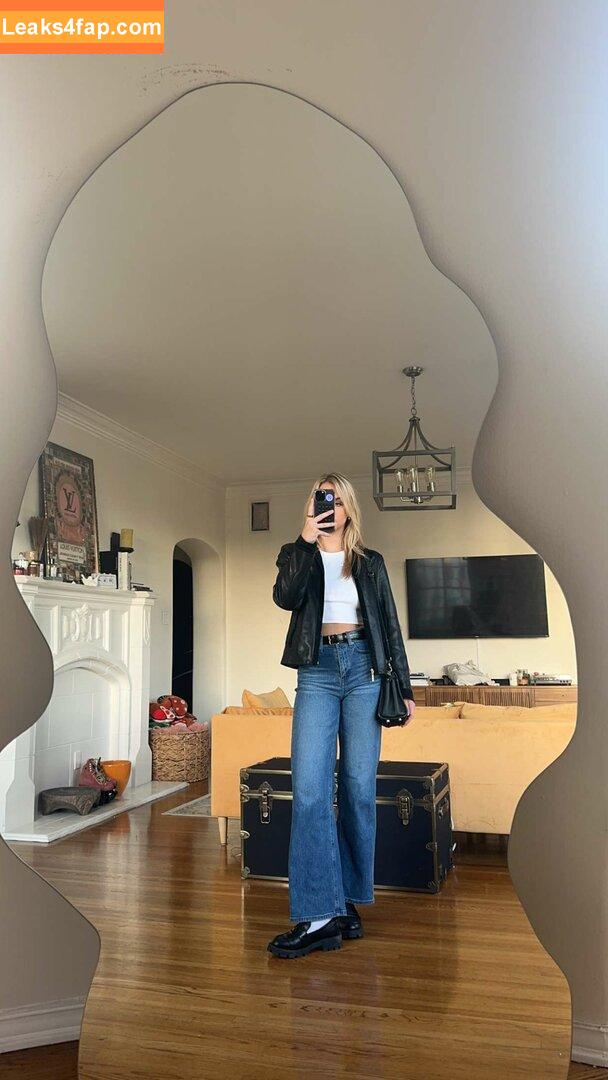 Emma Brooks / emma_brooks / emmabrooks leaked photo photo #0425