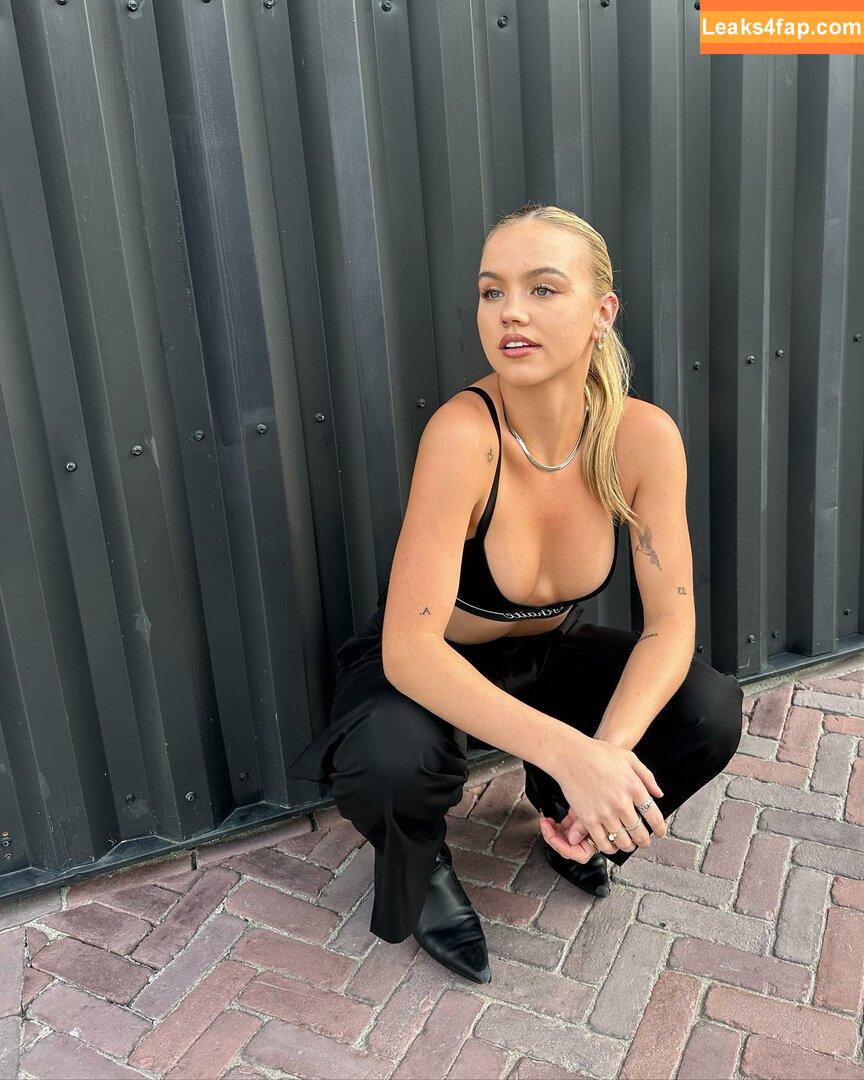 Emma Brooks / emma_brooks / emmabrooks leaked photo photo #0449