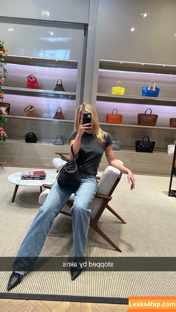 Emma Brooks / emma_brooks / emmabrooks leaked photo photo #0478