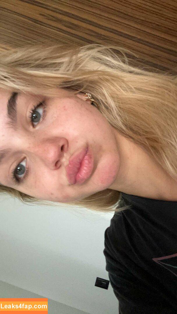 Emma Brooks / emma_brooks / emmabrooks leaked photo photo #0516