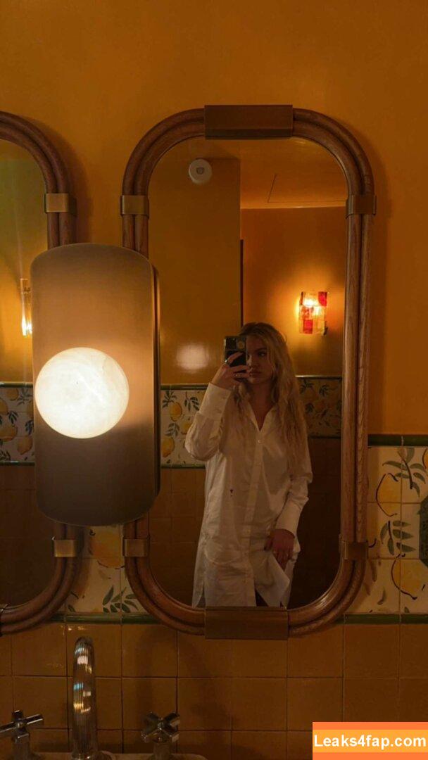 Emma Brooks / emma_brooks / emmabrooks leaked photo photo #0582