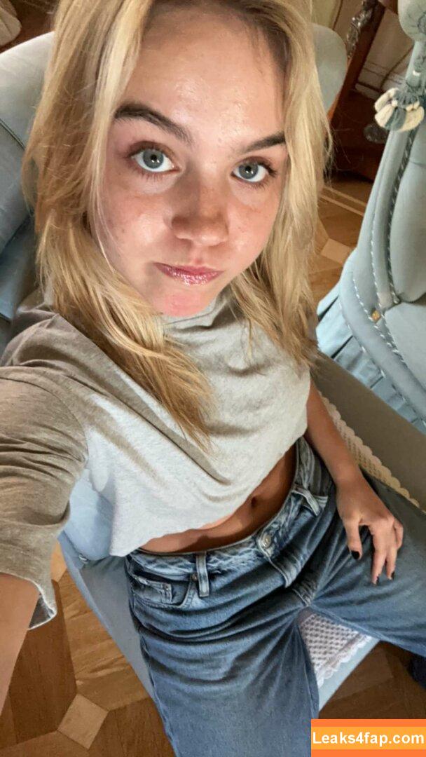 Emma Brooks / emma_brooks / emmabrooks leaked photo photo #0588