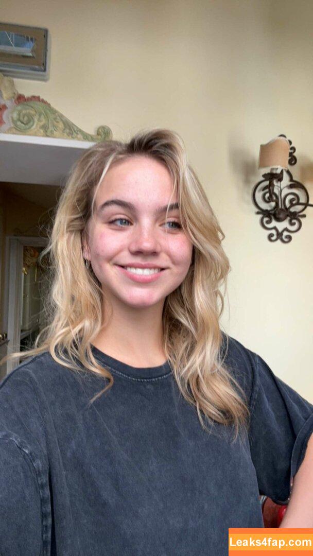 Emma Brooks / emma_brooks / emmabrooks leaked photo photo #0602