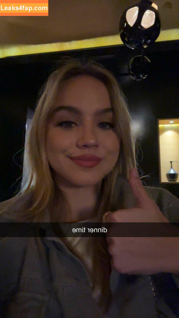 Emma Brooks / emma_brooks / emmabrooks leaked photo photo #0612