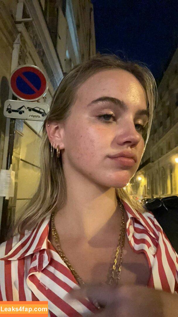 Emma Brooks / emma_brooks / emmabrooks leaked photo photo #0628