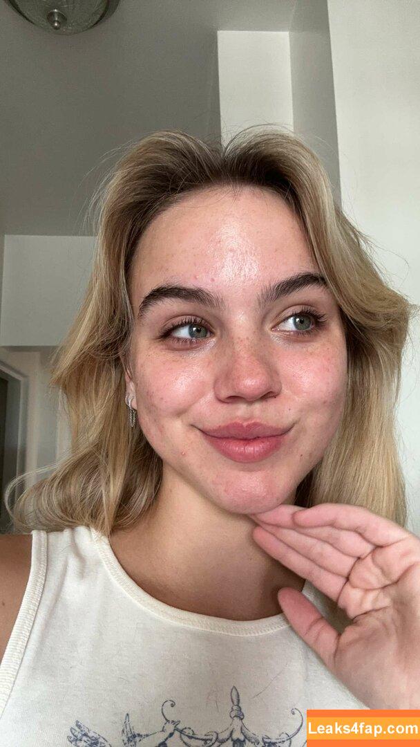 Emma Brooks / emma_brooks / emmabrooks leaked photo photo #0684