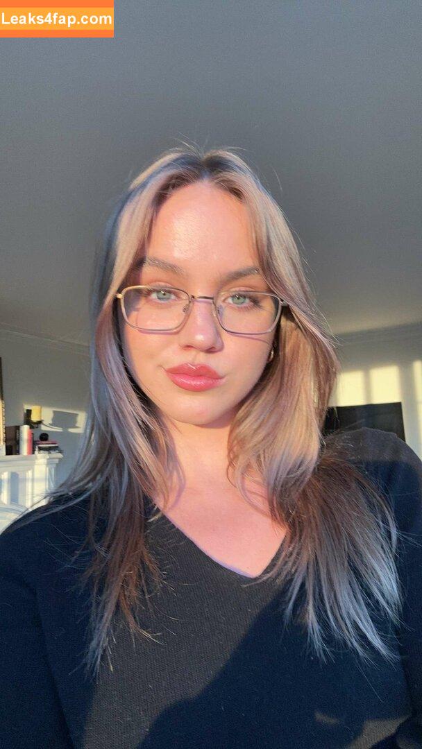 Emma Brooks / emma_brooks / emmabrooks leaked photo photo #0716