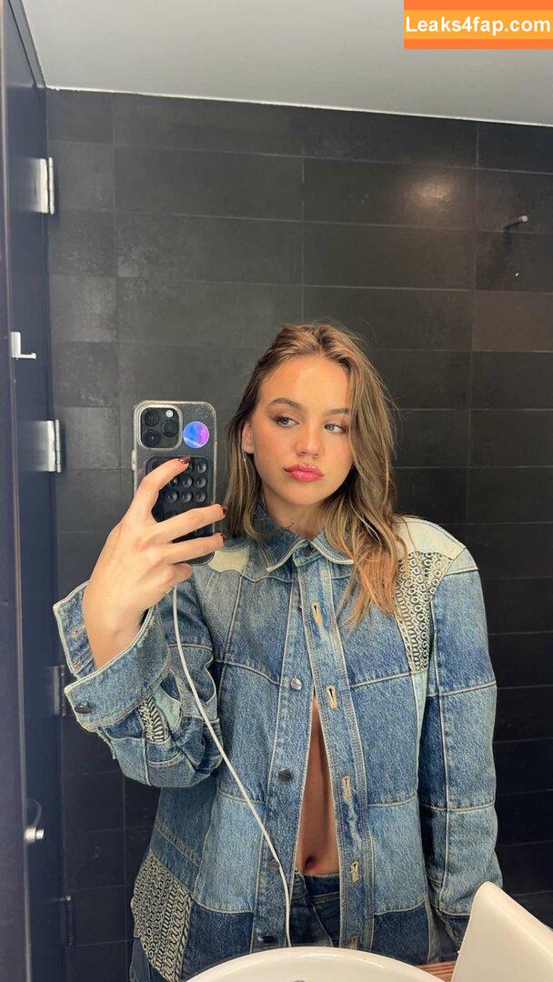 Emma Brooks / emma_brooks / emmabrooks leaked photo photo #0725