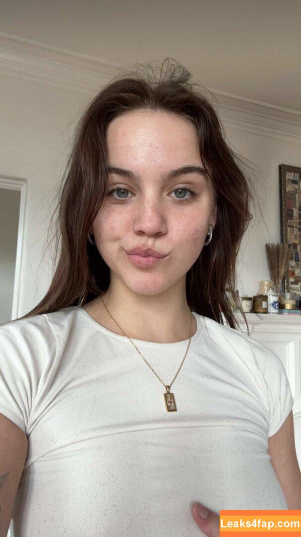 Emma Brooks / emma_brooks / emmabrooks leaked photo photo #0862