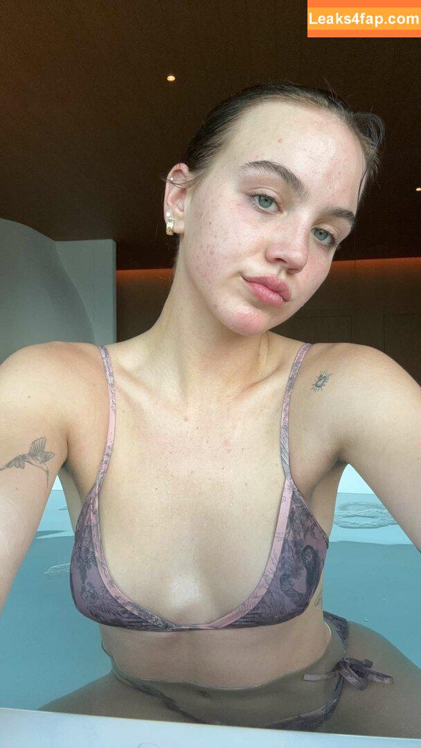 Emma Brooks / emma_brooks / emmabrooks leaked photo photo #0873