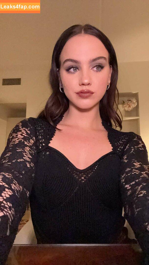 Emma Brooks / emma_brooks / emmabrooks leaked photo photo #0882